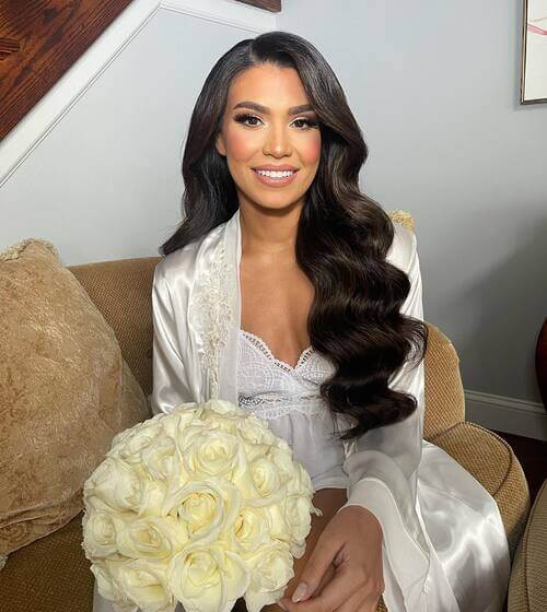 Wavy hairstyle bridal hairstyle