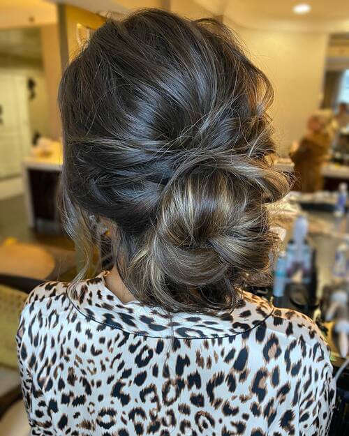 Messy low bun bridesmaid hairstyle ideas