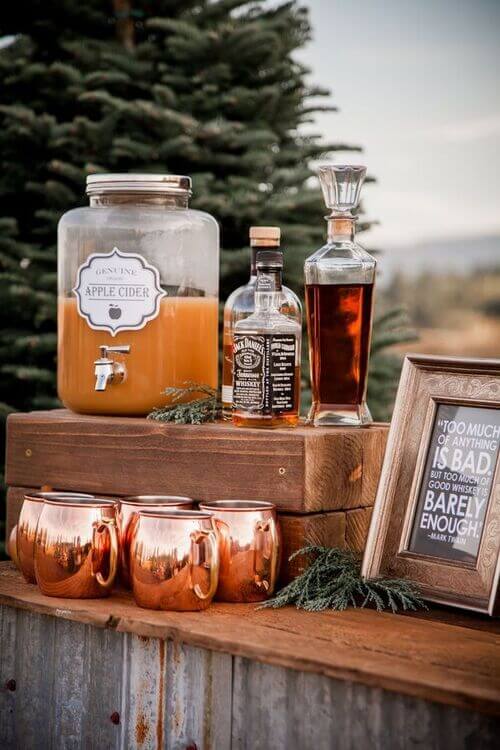 fall wedding drink idea