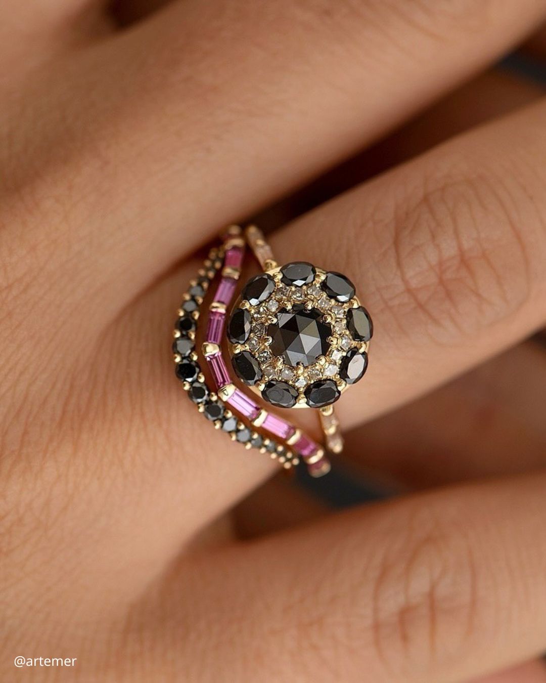 Dazzling Halo Engagement Rings
