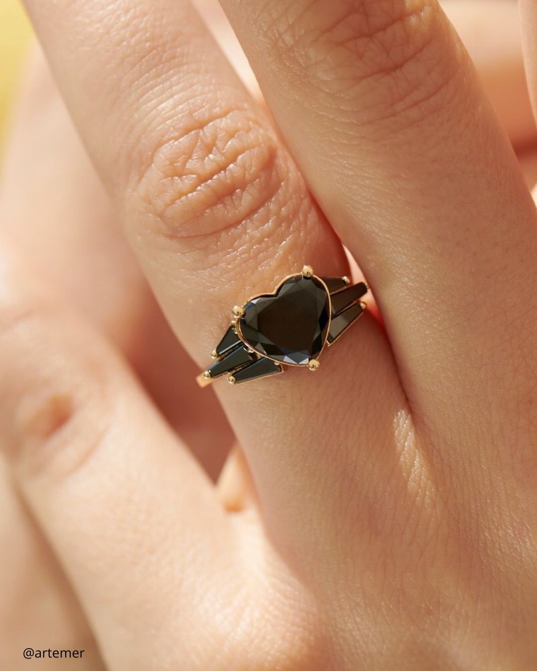 Dazzling Halo Engagement Rings