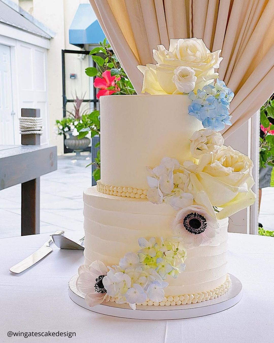 Small Wedding Cakes