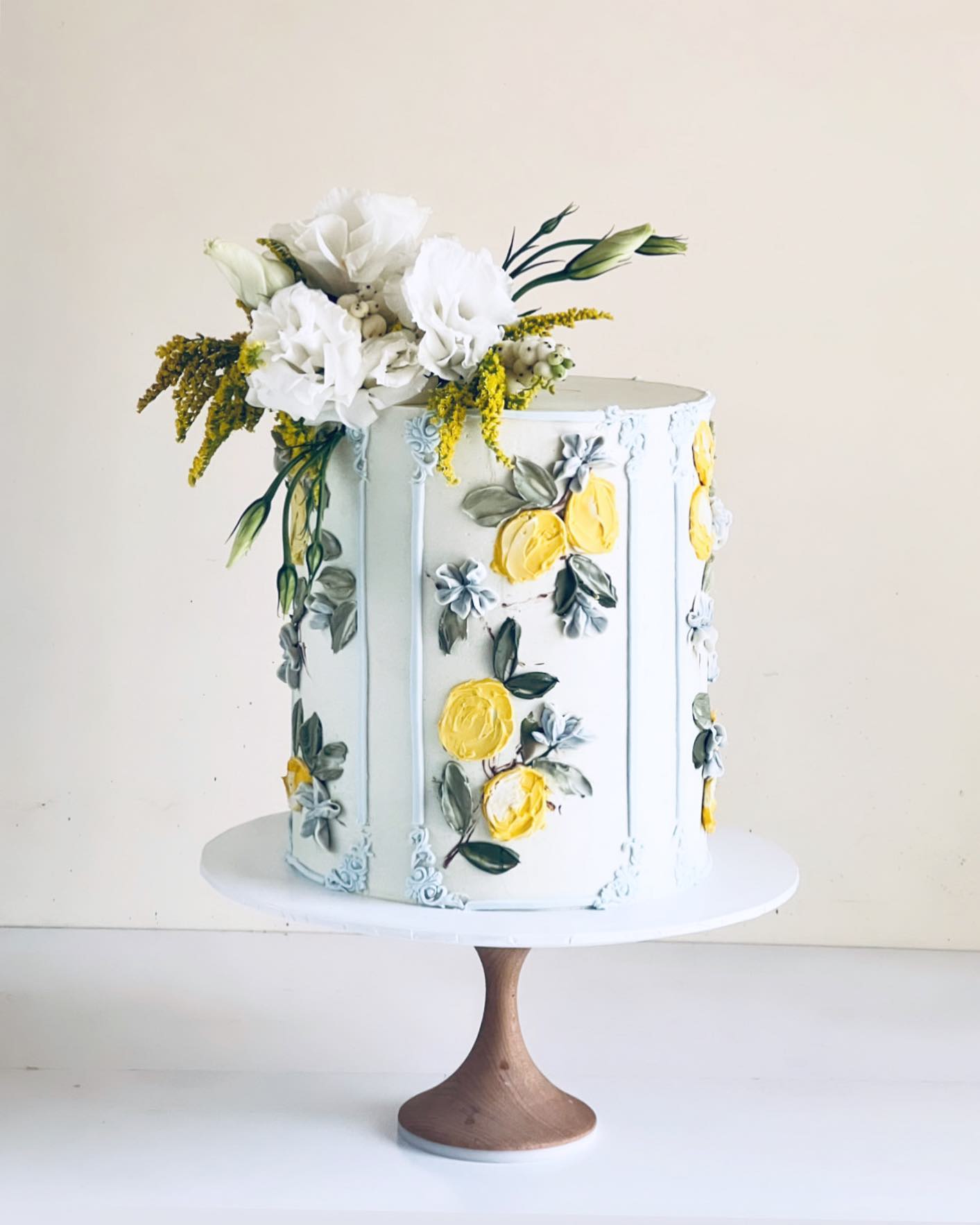 Pink Spring Wedding Cakes