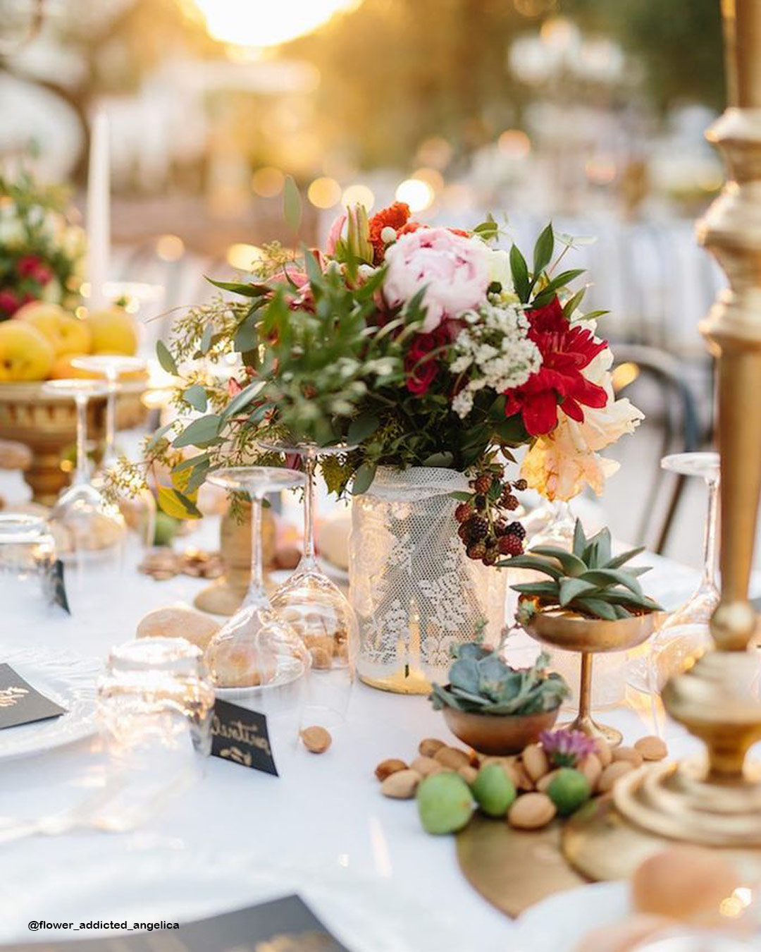 Mason Jars Wedding Centerpieces
