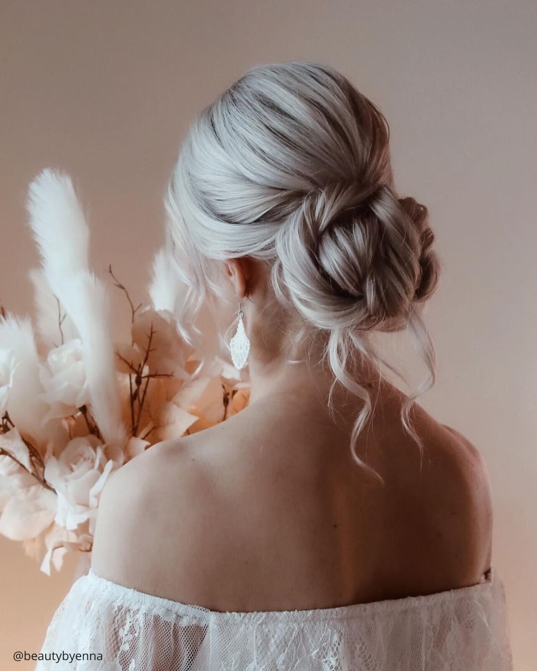 Beach Wedding Hairstyles With Veil