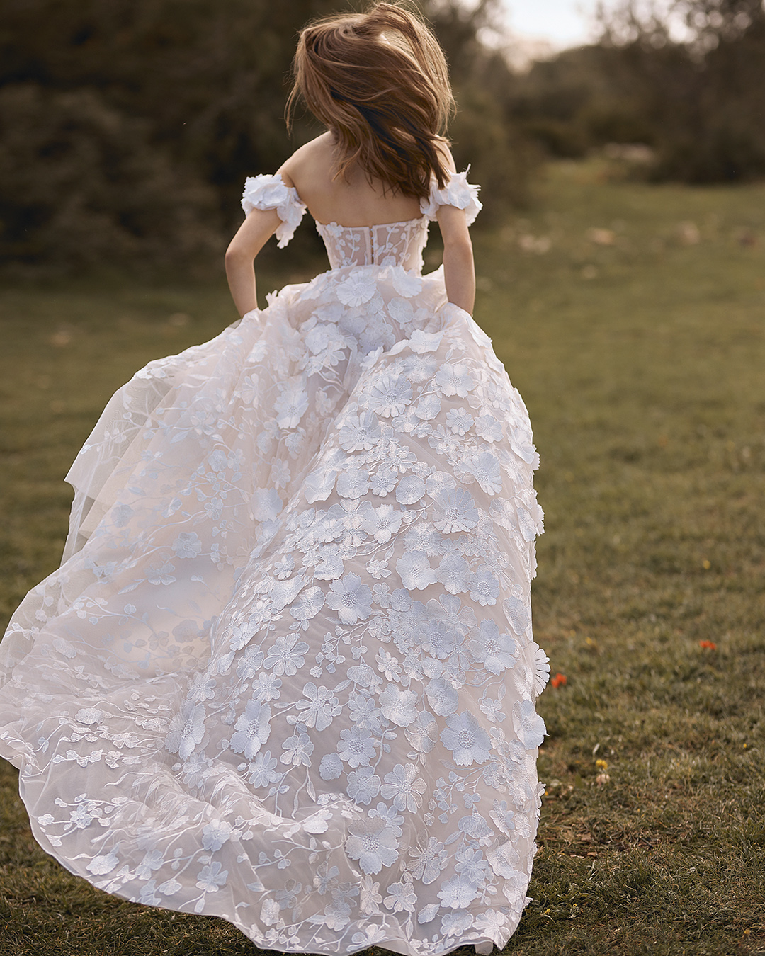 Lace Fall Wedding Dresses