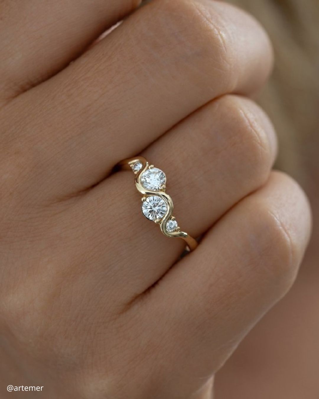 Lab-Grown Diamonds Engagement Ring