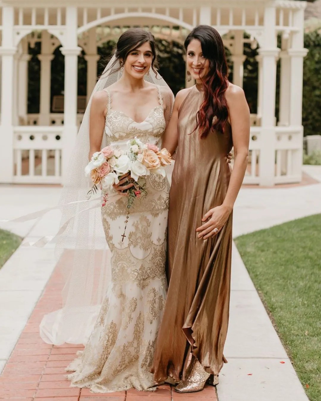 How To Choose Mother Of Bride Dress by Body Shape?