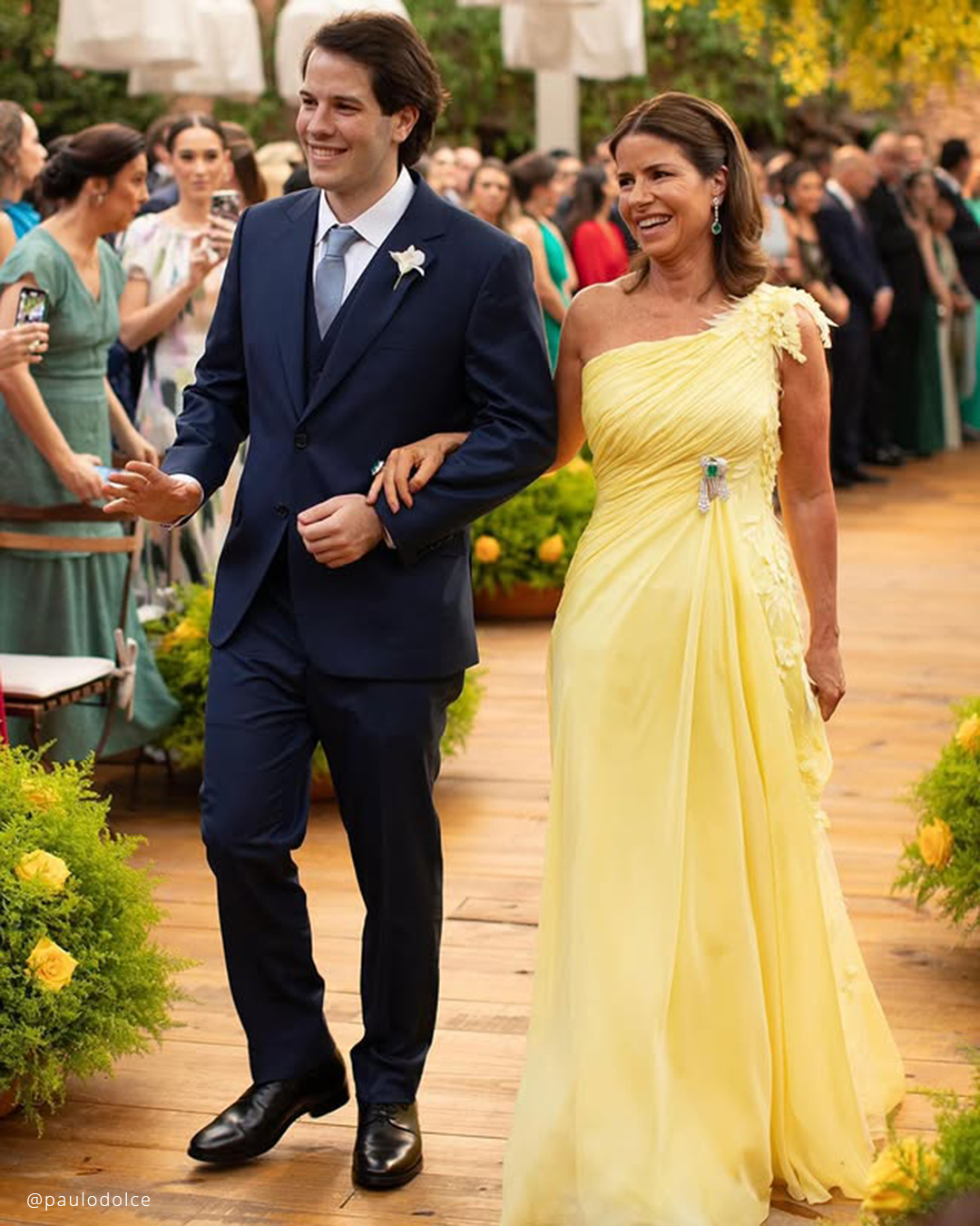How To Choose Mother Of Bride Dress by Body Shape?