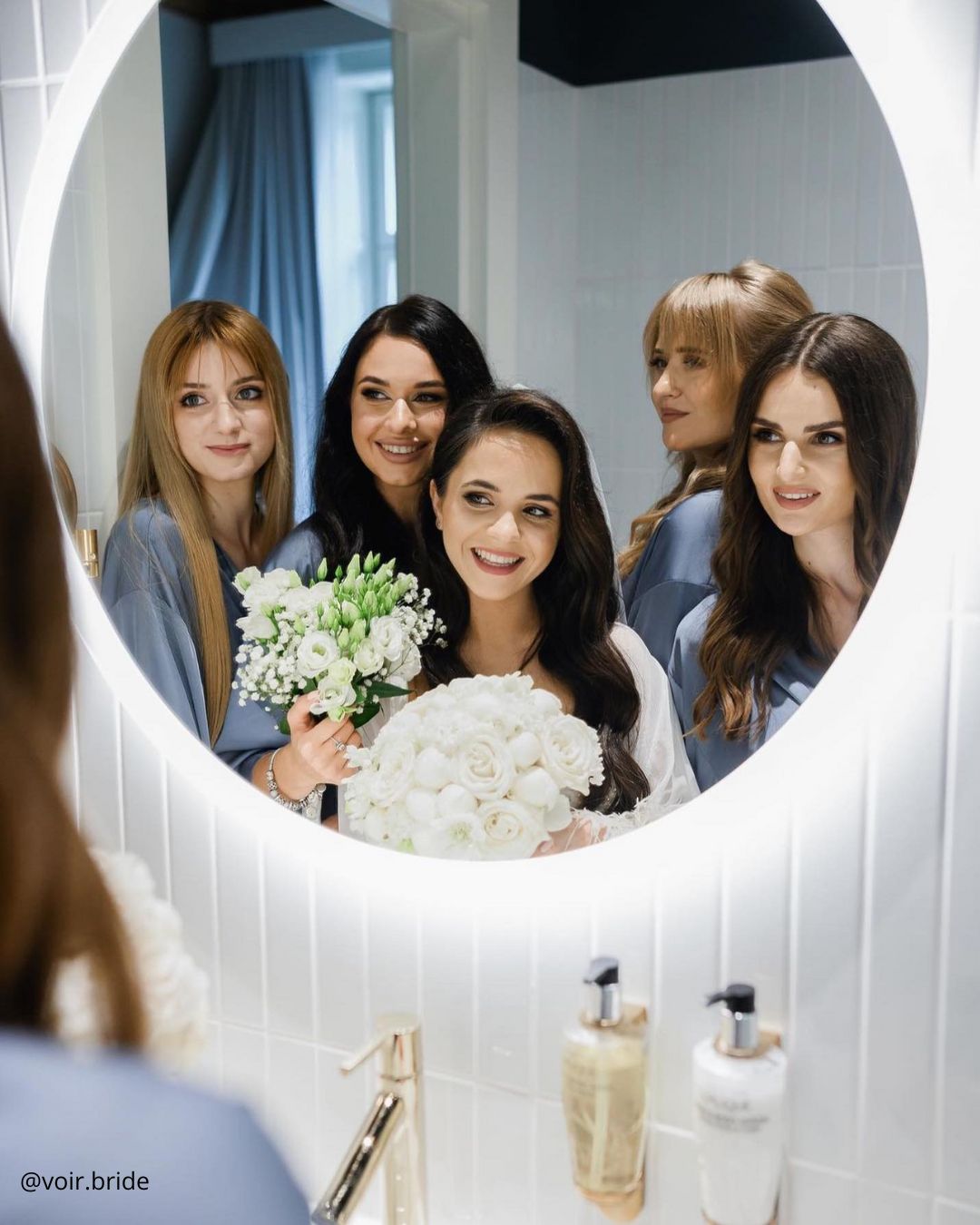 Pre-Wedding Photos With Bridesmaids