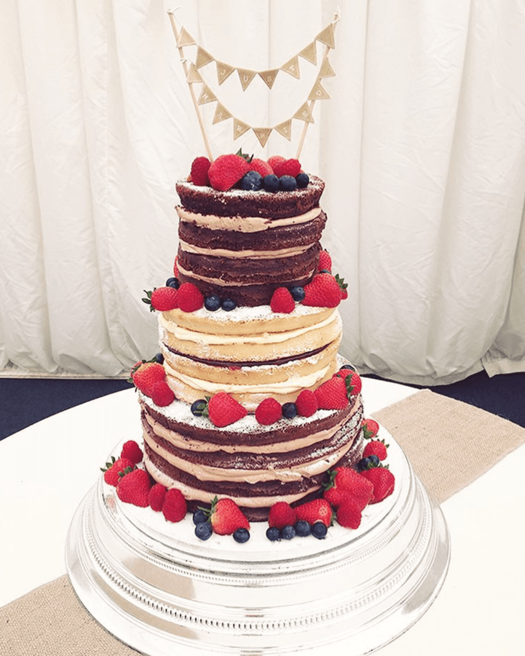 Half-Naked Wedding Cakes