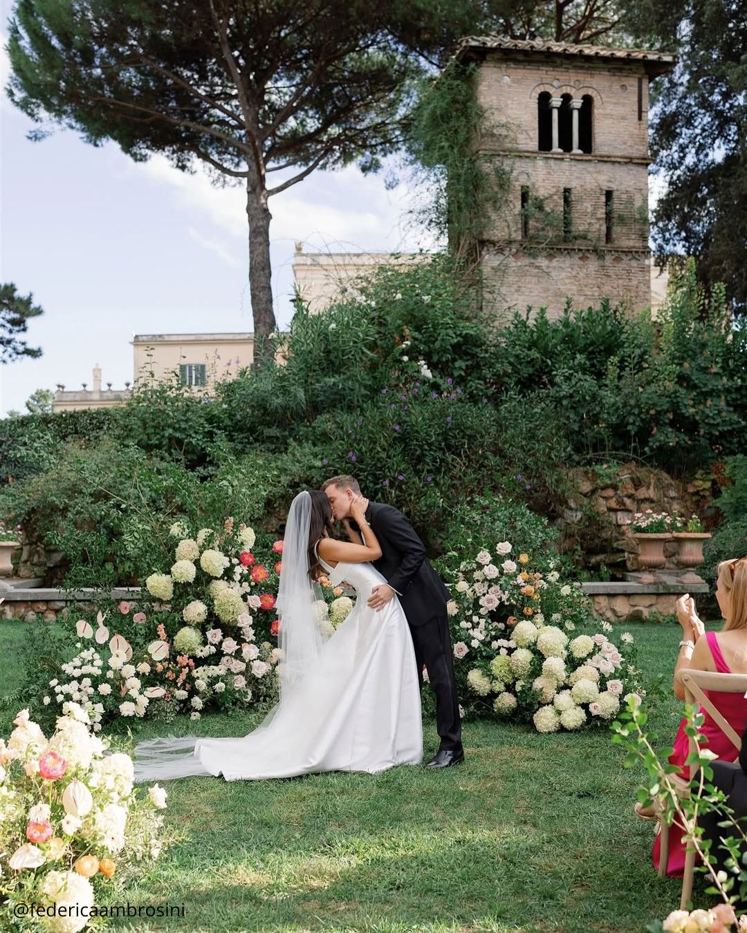 Natural Wedding Ceremonies With Flowers