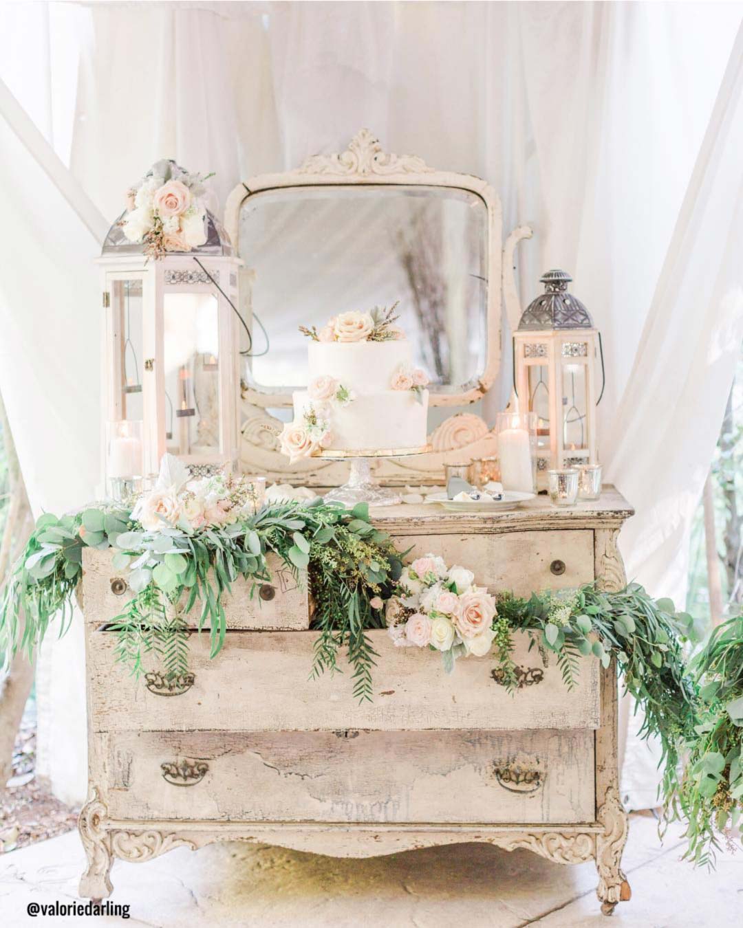 Modern Lanterns For Weddings