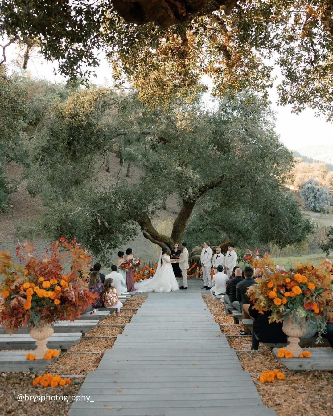 Aisle Decor Ideas For Rust Wedding