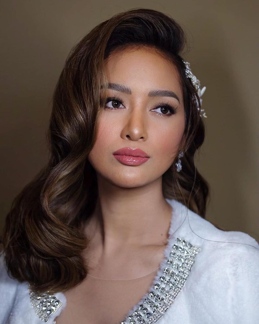 Asian Wedding Hairstyles Down