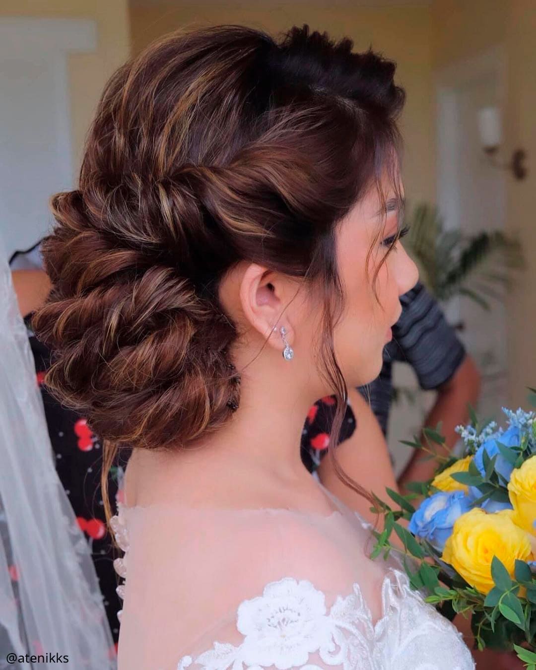 Medium Hair Asian Wedding Hairstyles