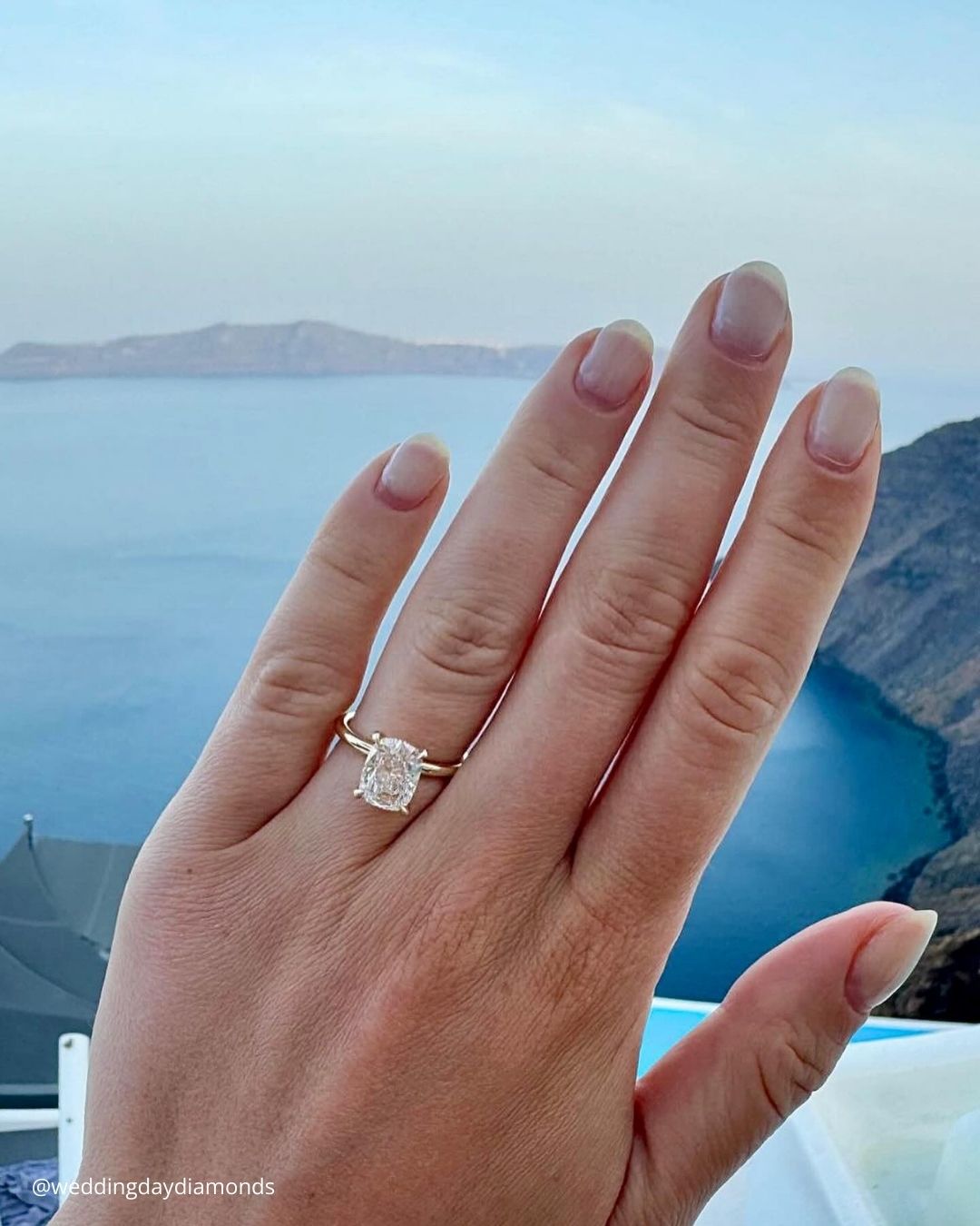 Diamond Gold Engagement Rings