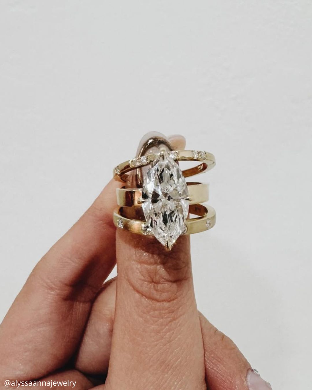 Simple Diamond Engagement Rings