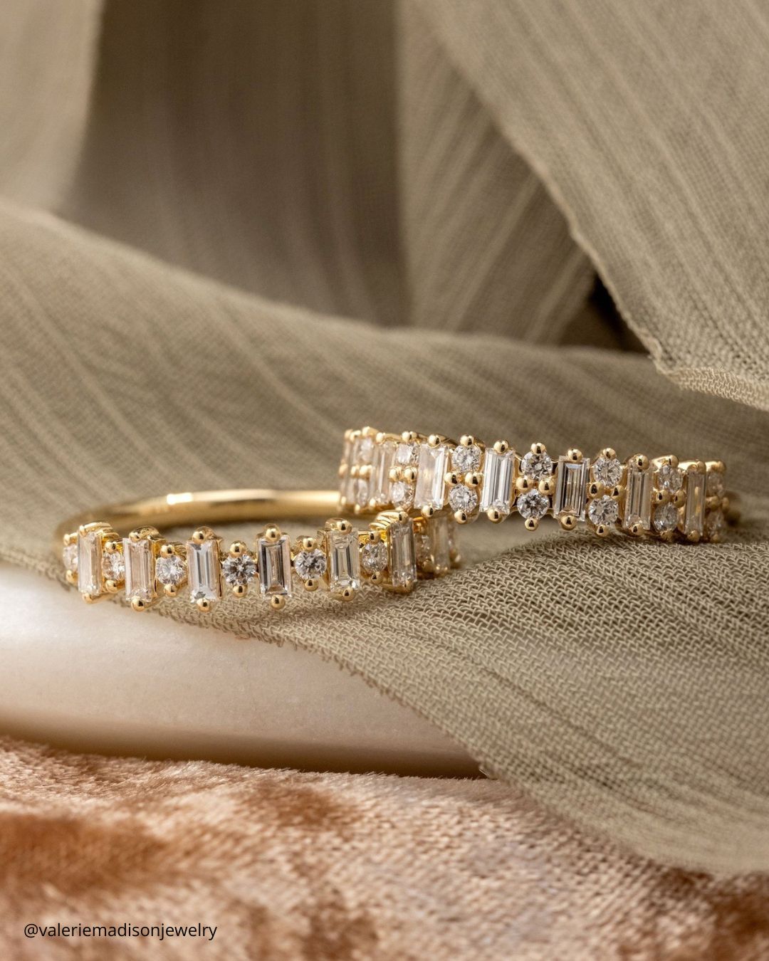 Amazing Two-Tone Modern Rings