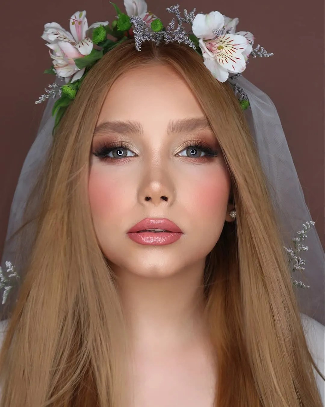 Gorgeous Makeup For Blue Eyes