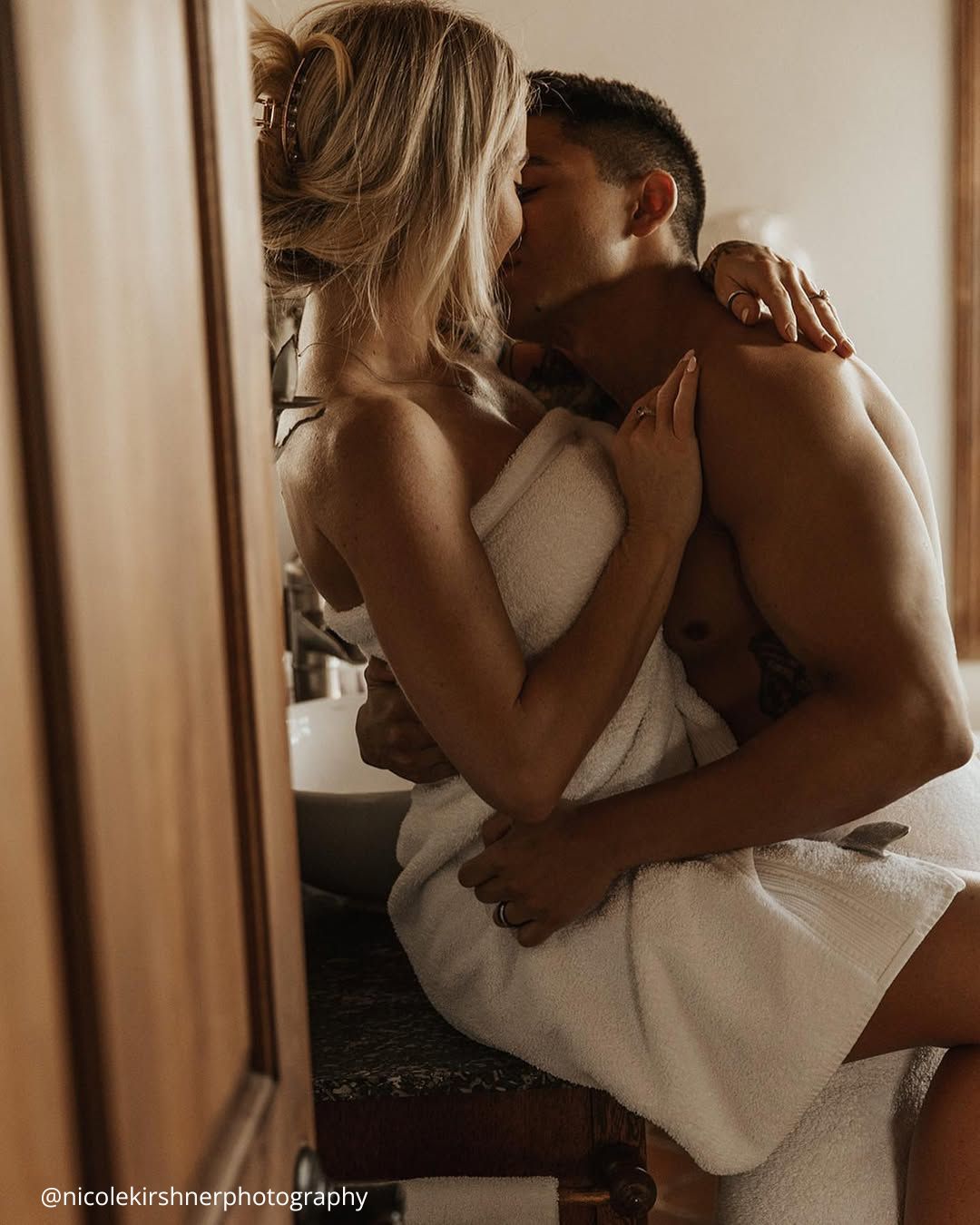 Husbands Sexy Wedding Dress Pictures