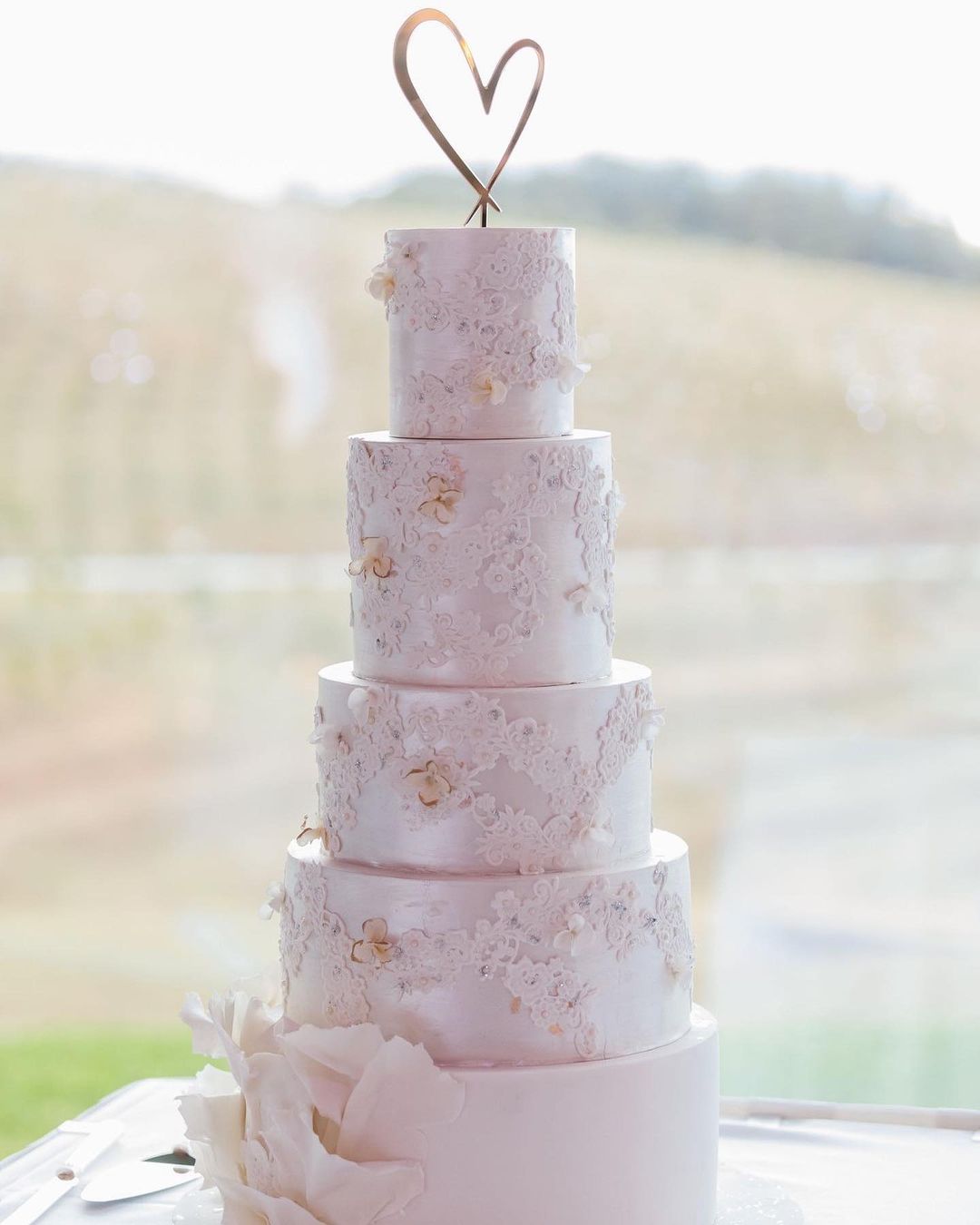 Creative Wedding Cake Shapes
