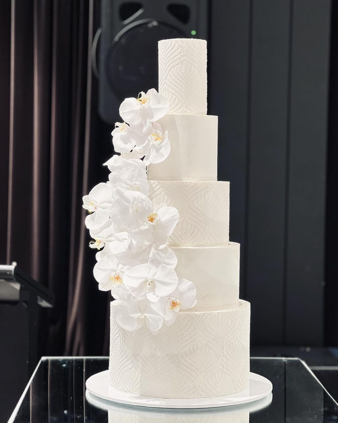 Creative Wedding Cake Shapes