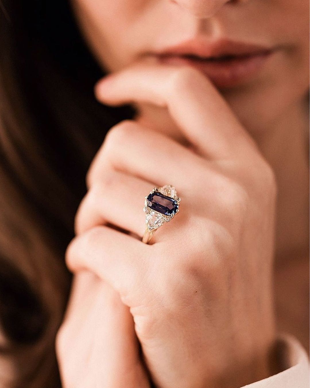 Halo Oval Engagement Rings