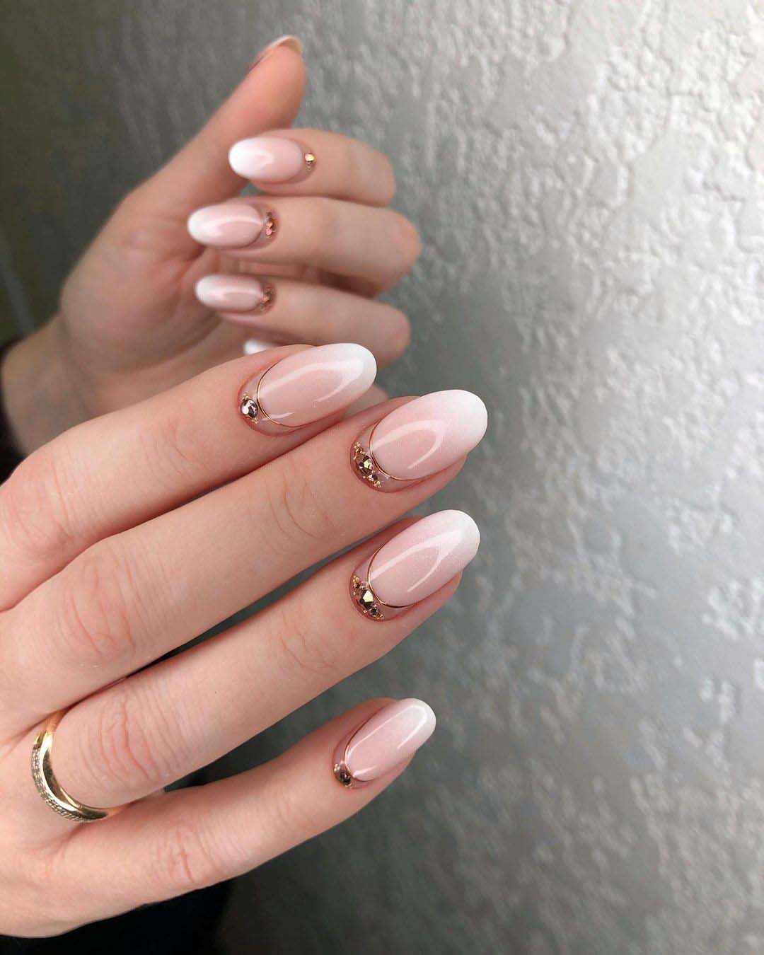 White Nail Designs With Glitter
