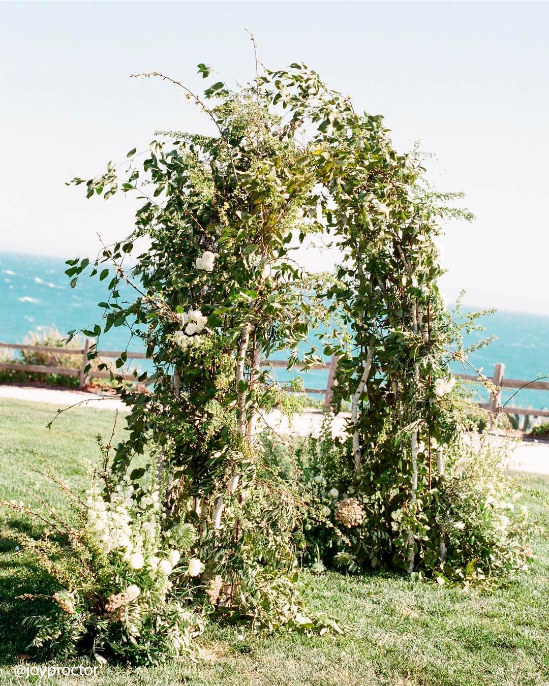 Wooden Arch Decor
