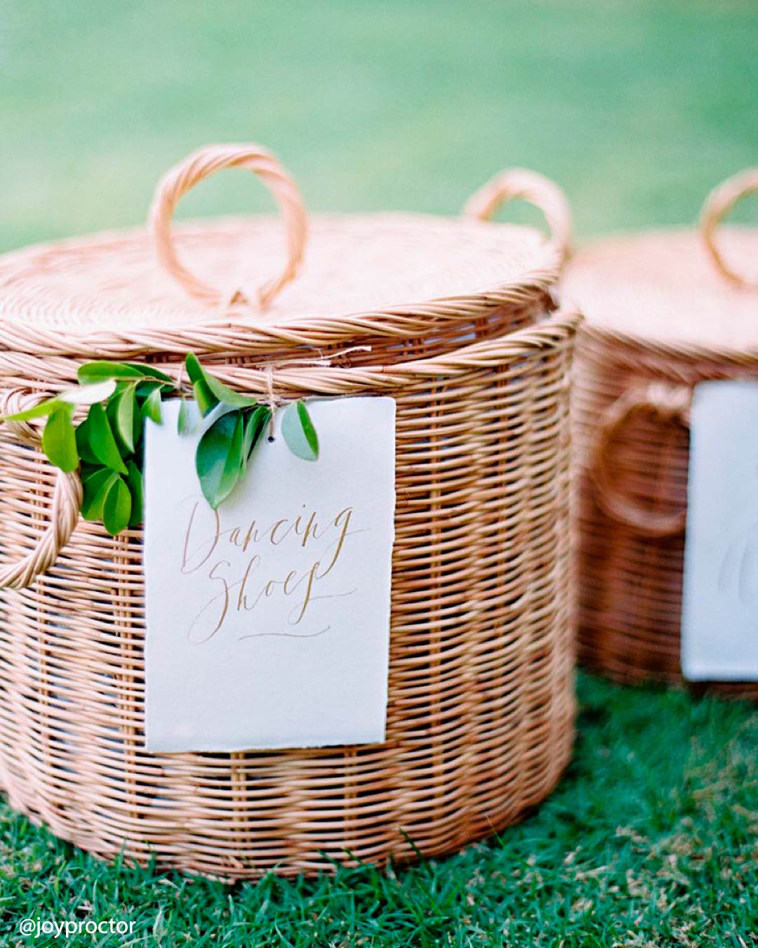 Creative Rustic Escort Card Displays