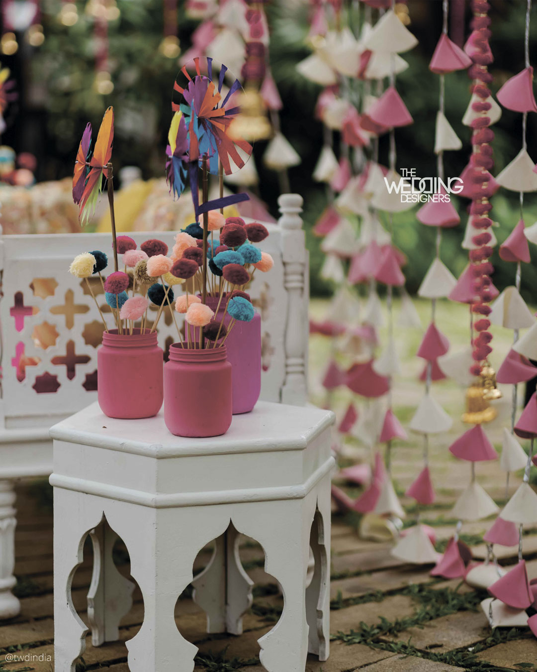 Wooden Slice – Budget Rustic Wedding Ideas