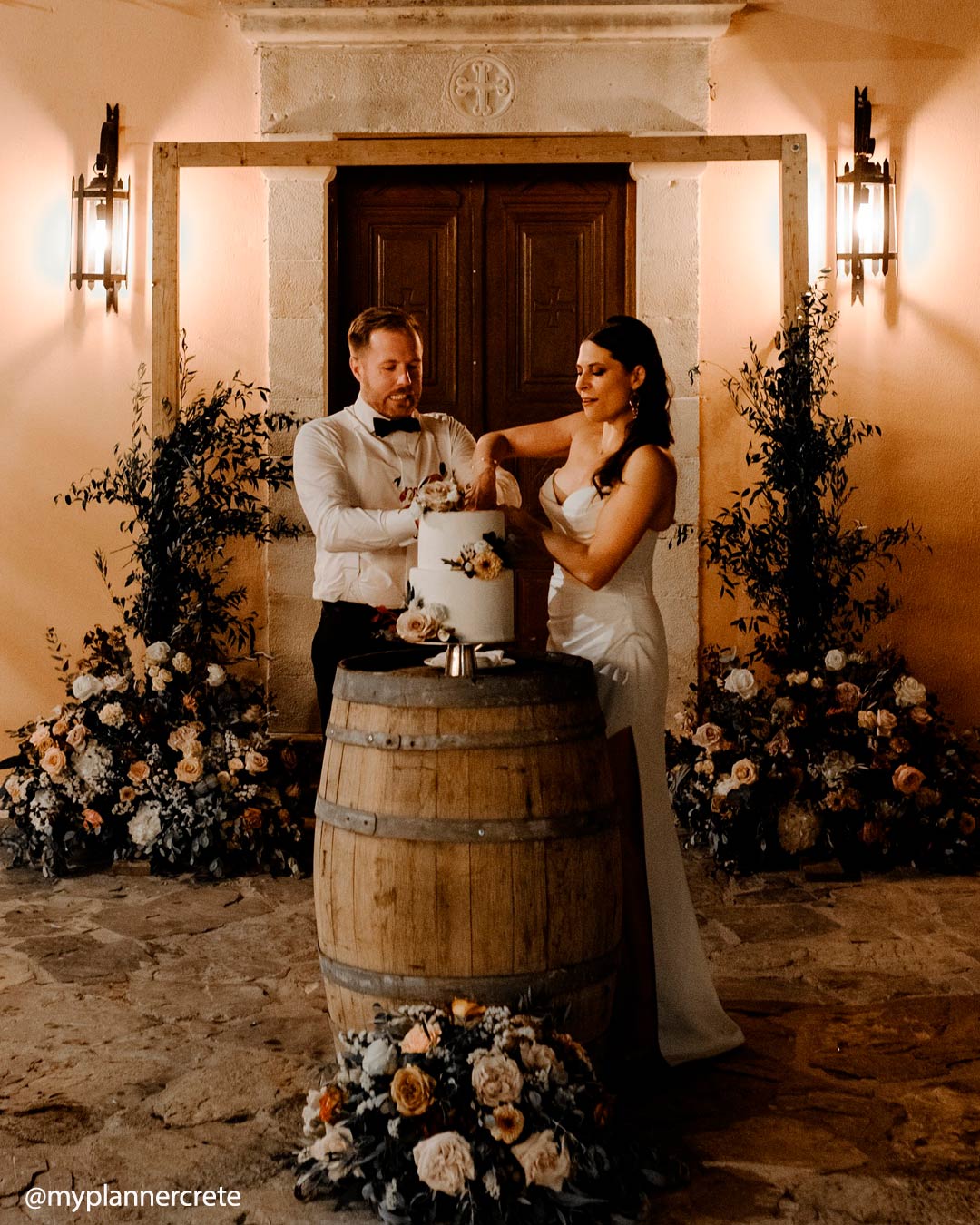 Wooden Slice – Budget Rustic Wedding Ideas