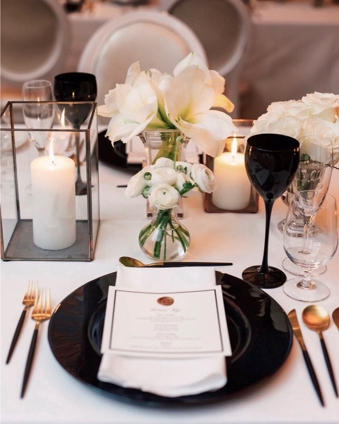 Modern All-White Wedding Decor