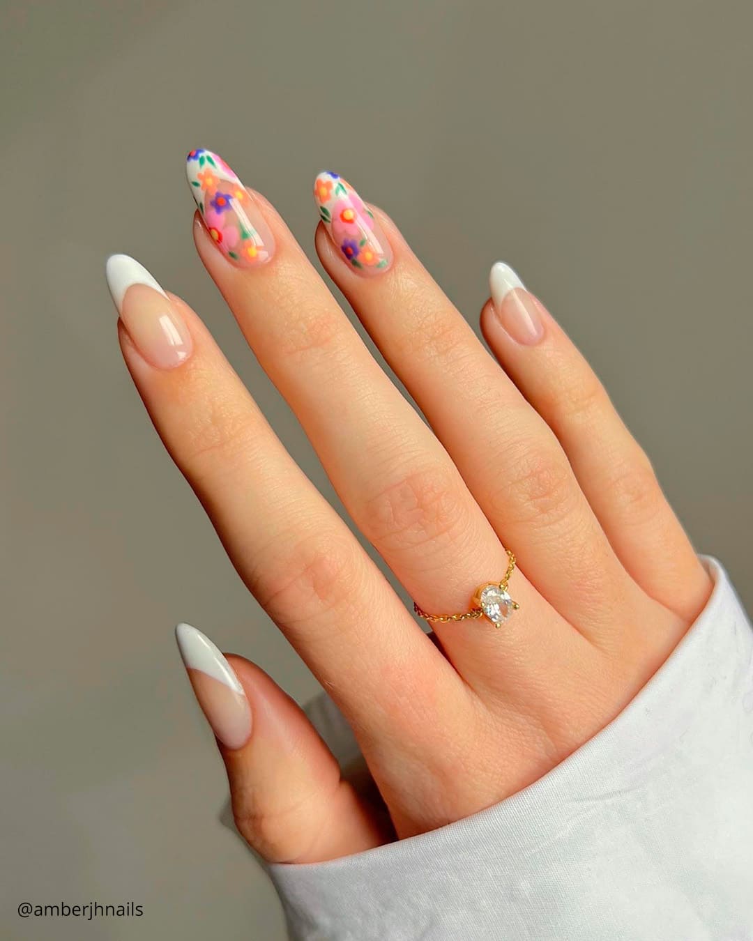 Elegant Simple Rhinestone Nail Designs