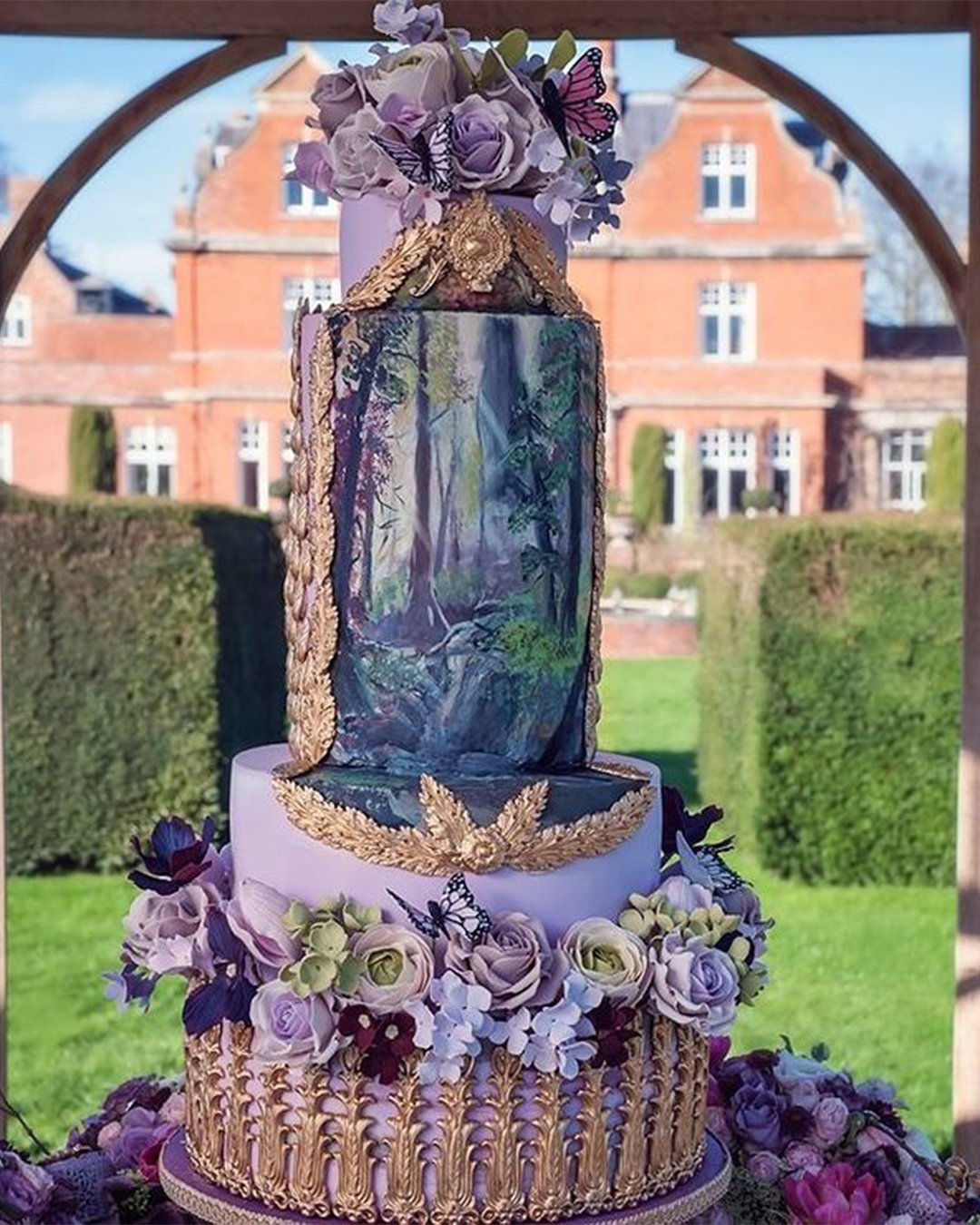 Cakes With Metallic Fragments