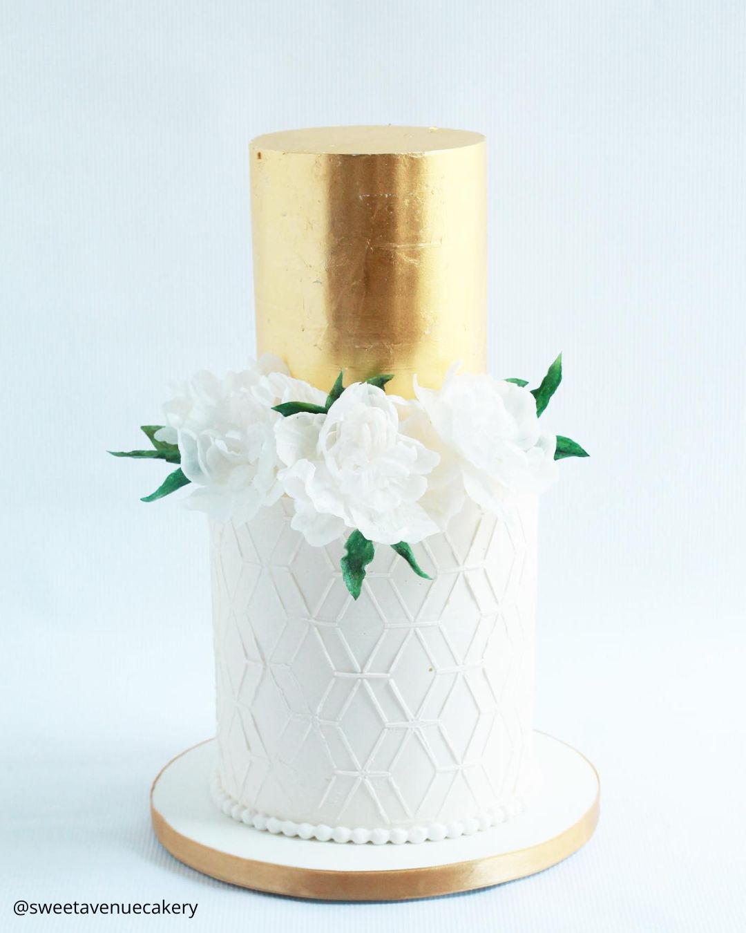 Cakes With Metallic Fragments