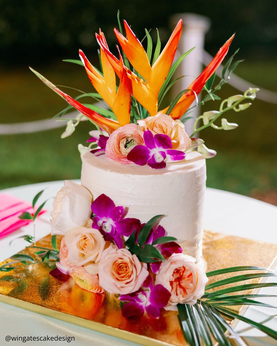 Impressive Bright Wedding Cakes