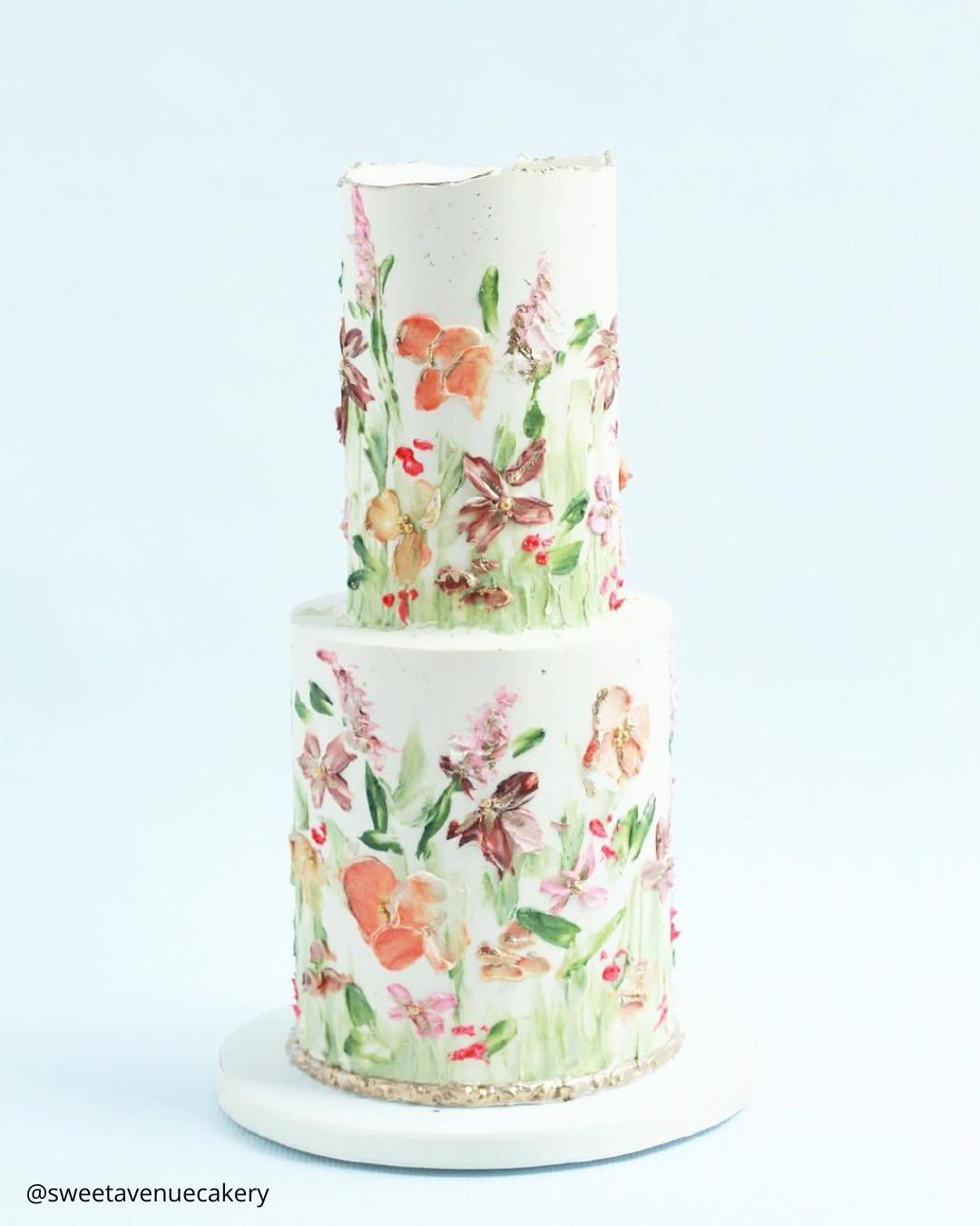 Colored Romantic Wedding Cakes