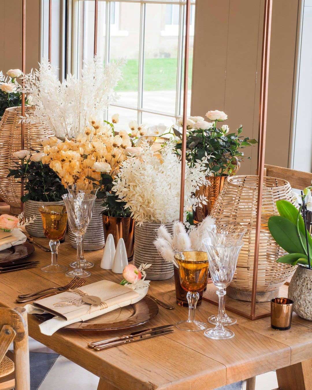 Tips for Choosing the Right Winter Wedding Colors