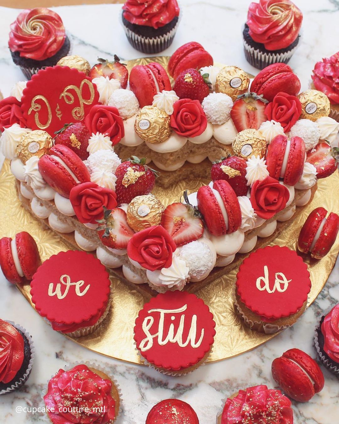Christmas Wedding Cake Ideas