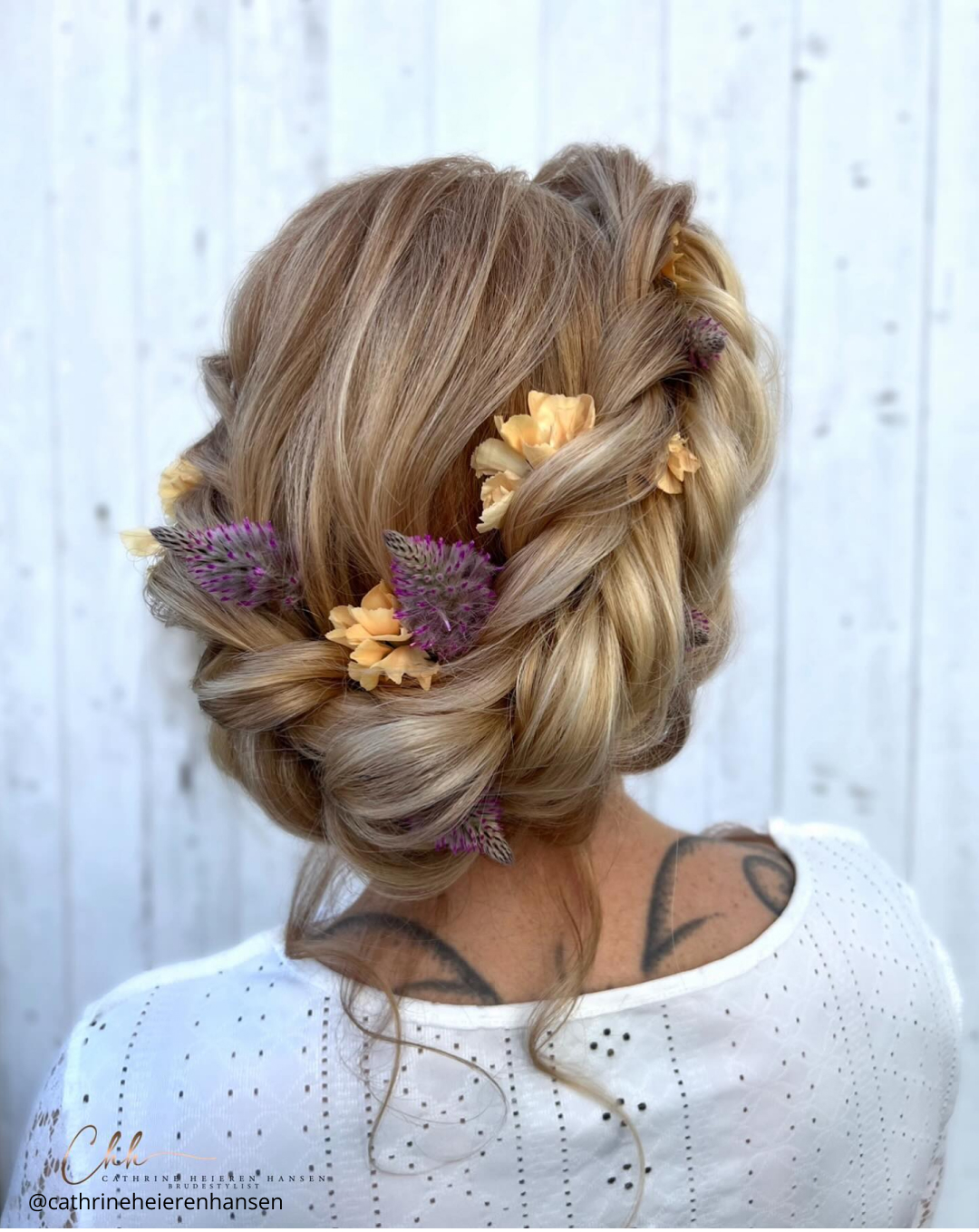 Fall Wedding Hairstyles Down