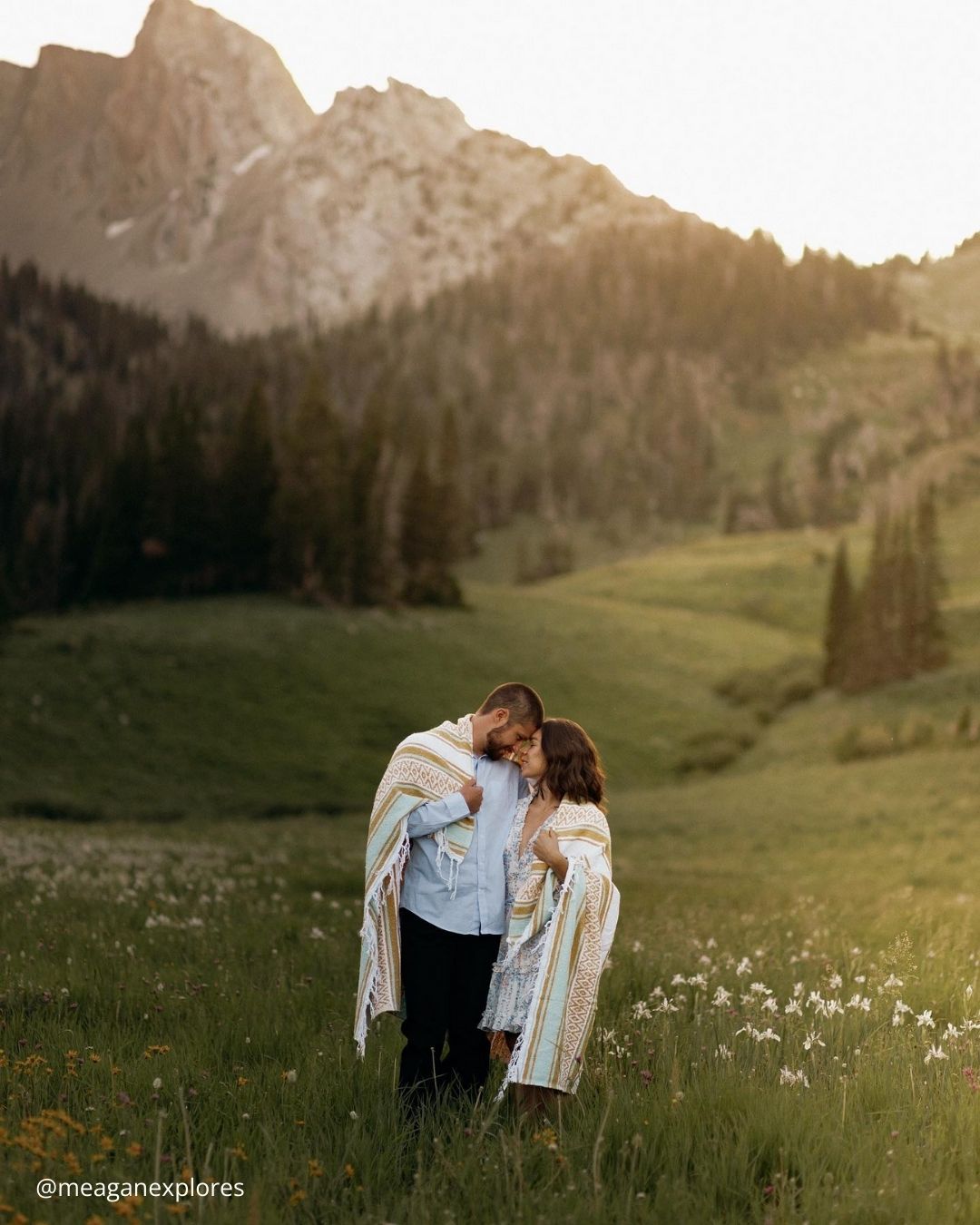 Cute Pre-Wedding Photos