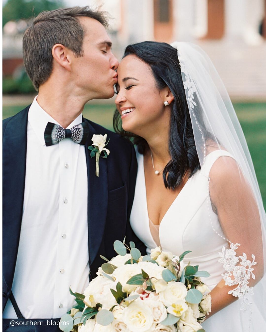 Wedding Photo Under Rain