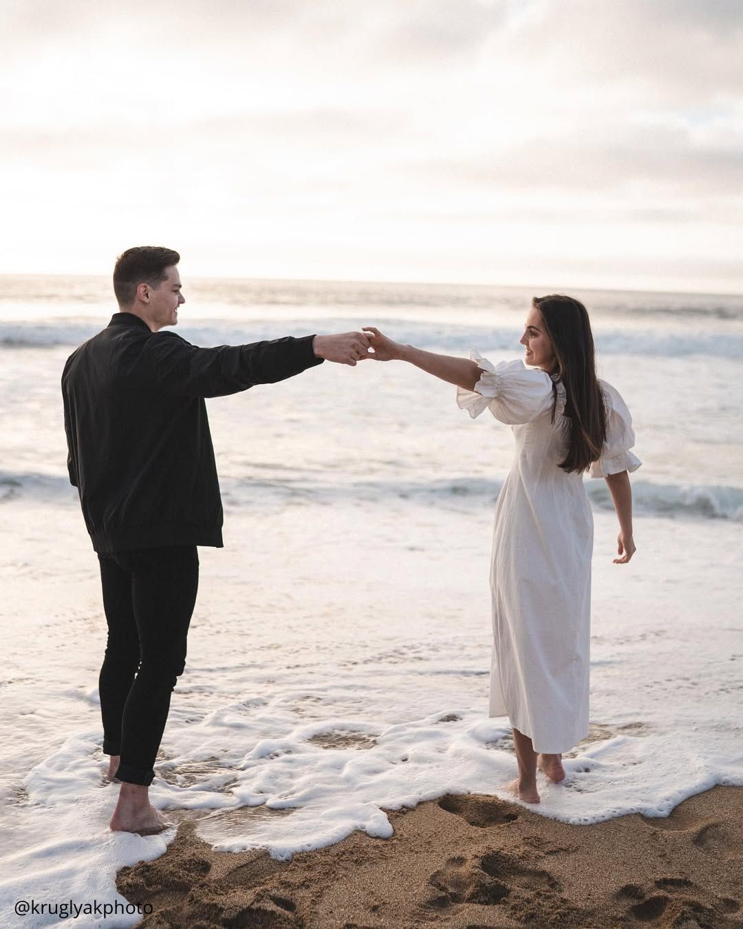 Beach Couple Photoshoots