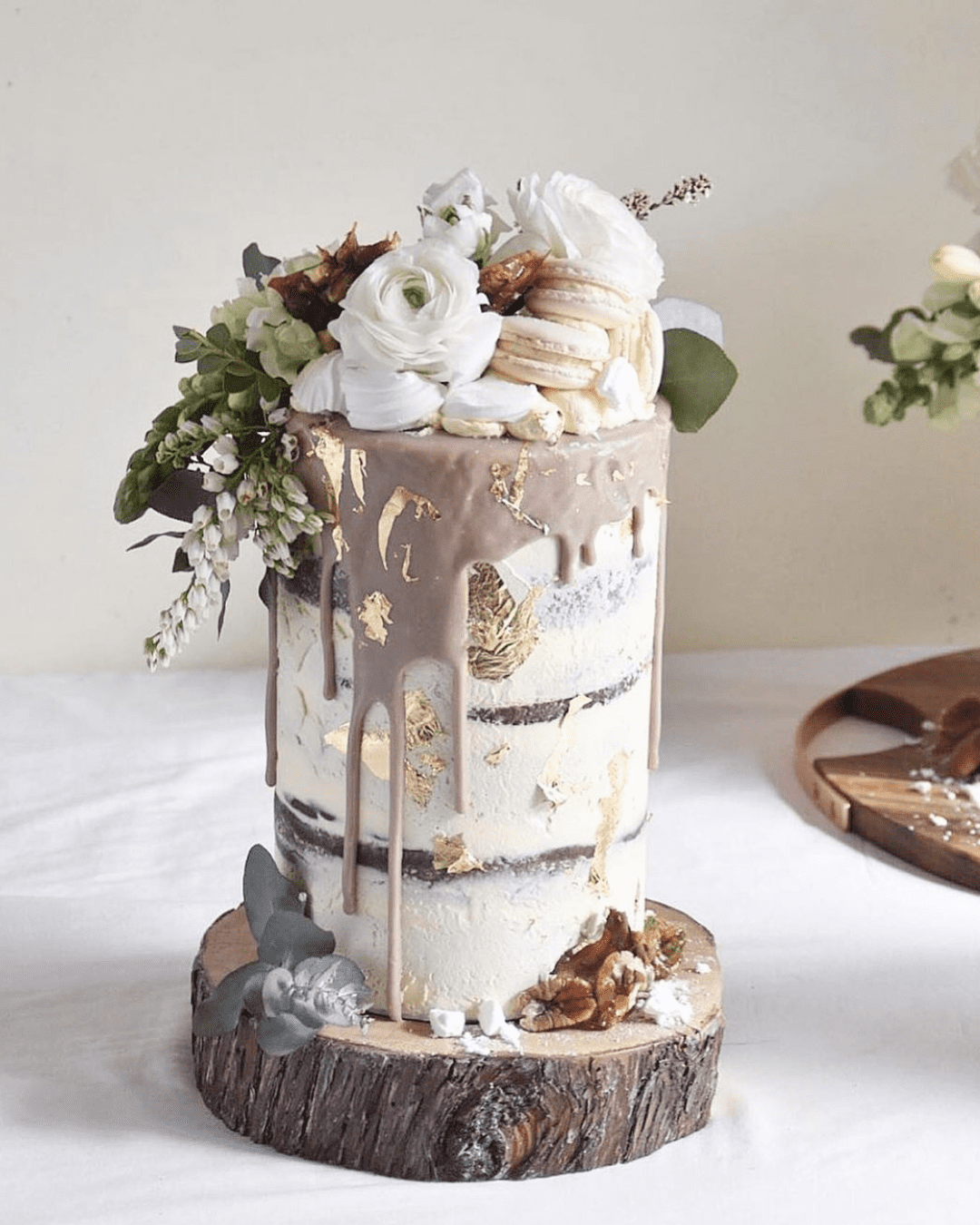 Black Elegant Summer Wedding Cakes