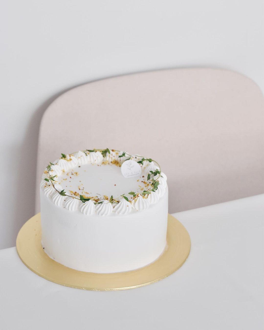 Black Elegant Summer Wedding Cakes