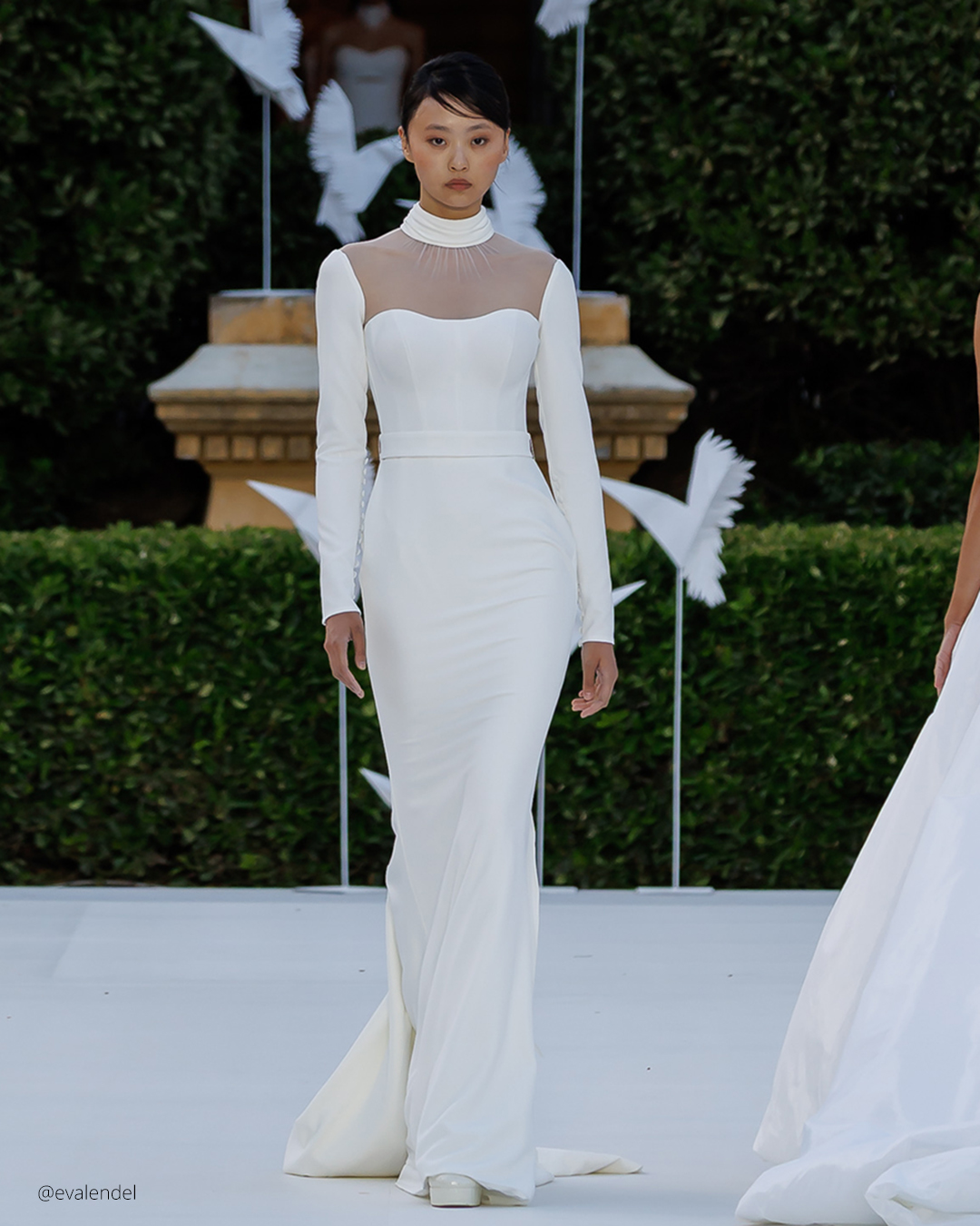 Elegant Modest Wedding Dresses