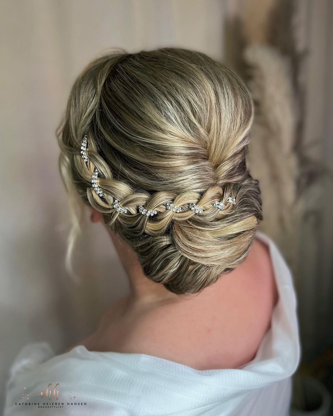 Mother Of The Bride Hairstyles For Curly Hair