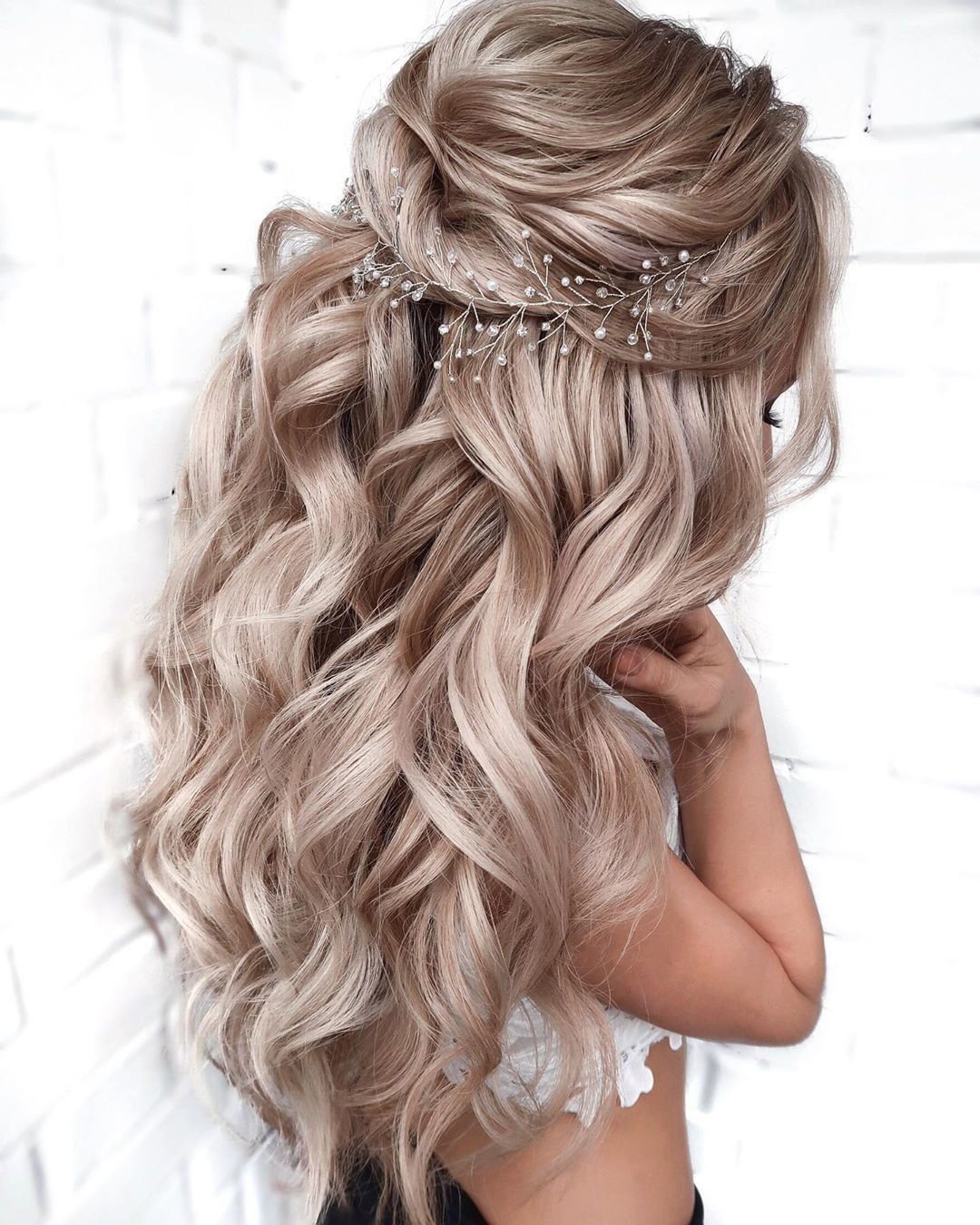 Messy Wedding Hairstyles